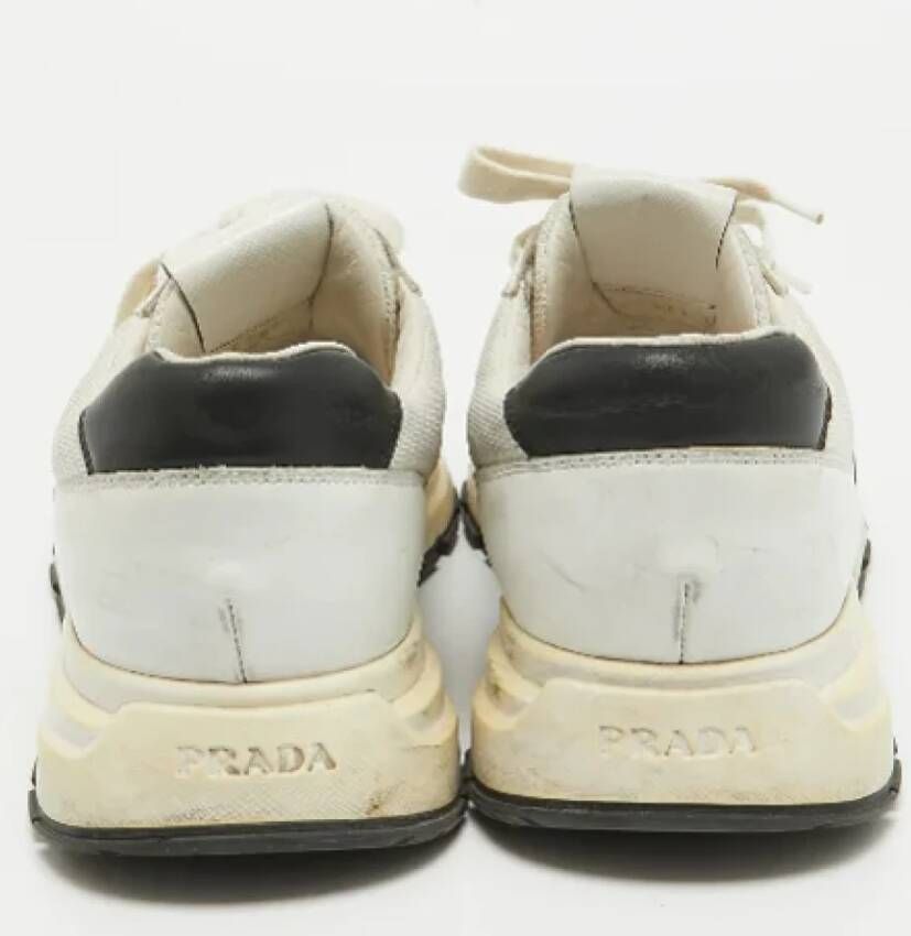 Prada Vintage Pre-owned Leather sneakers White Heren