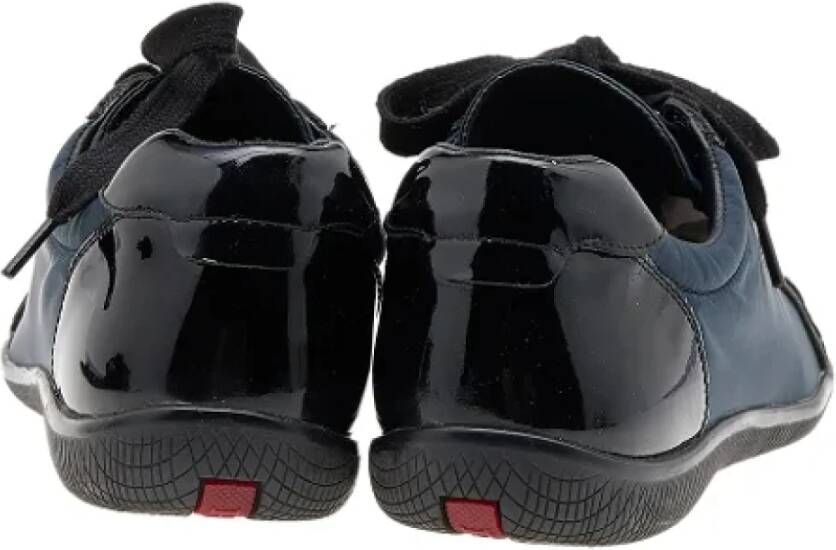 Prada Vintage Pre-owned Nylon sneakers Black Dames