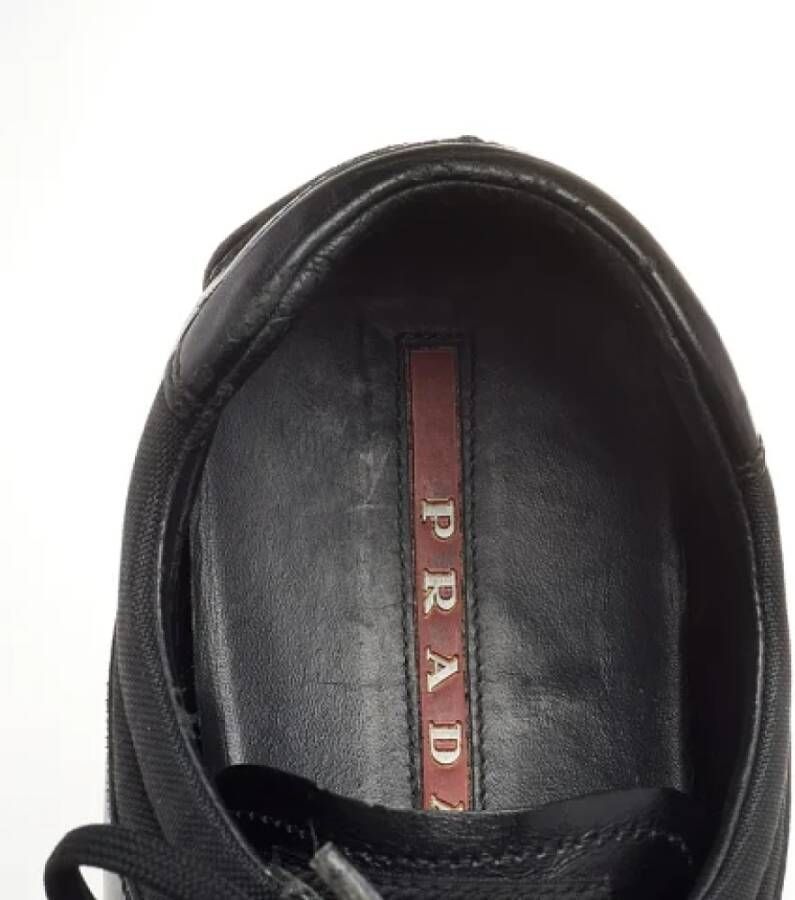 Prada Vintage Pre-owned Nylon sneakers Black Dames