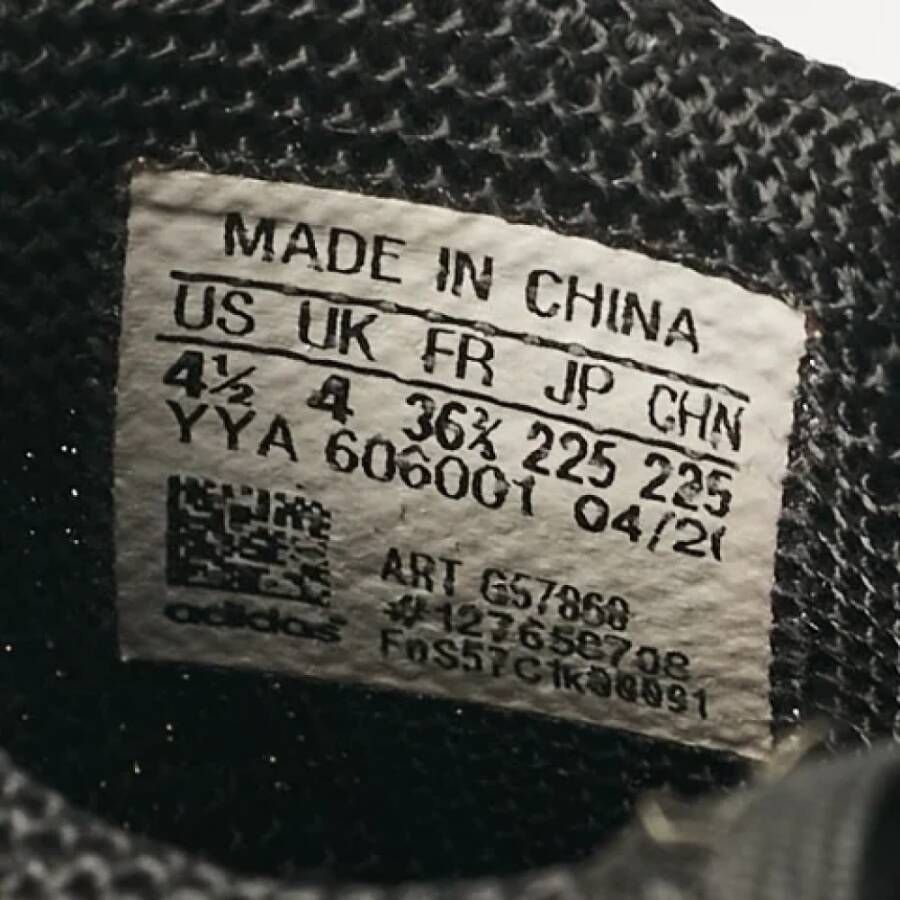 Prada Vintage Pre-owned Nylon sneakers Black Dames