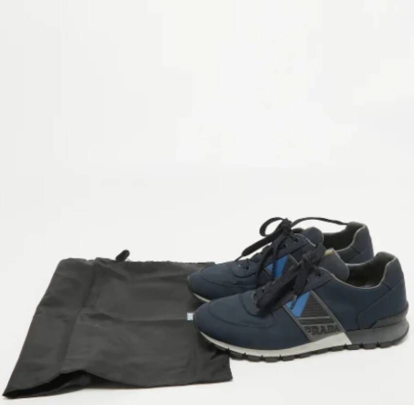 Prada Vintage Pre-owned Nylon sneakers Blue Dames