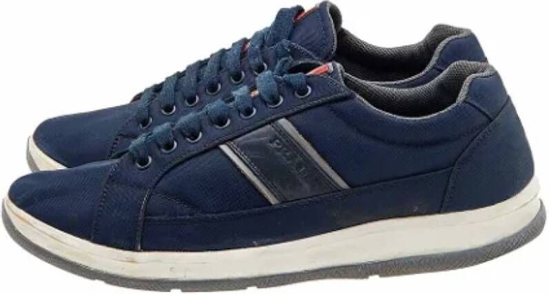 Prada Vintage Pre-owned Nylon sneakers Blue Dames