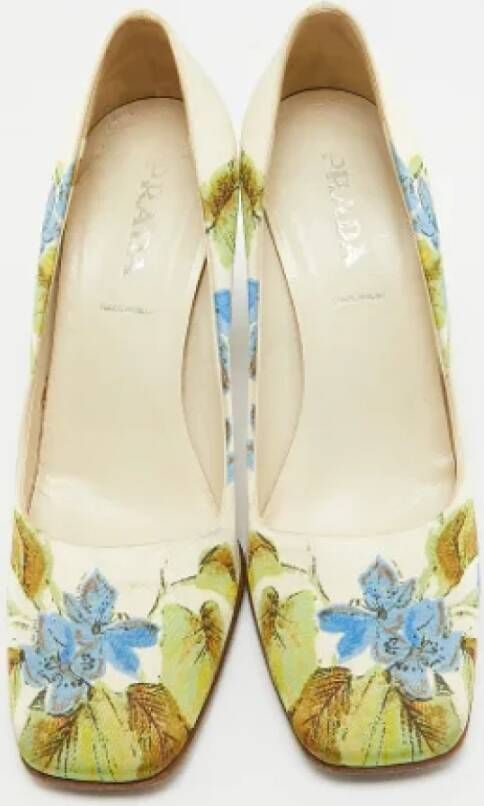 Prada Vintage Pre-owned Satin heels Beige Dames