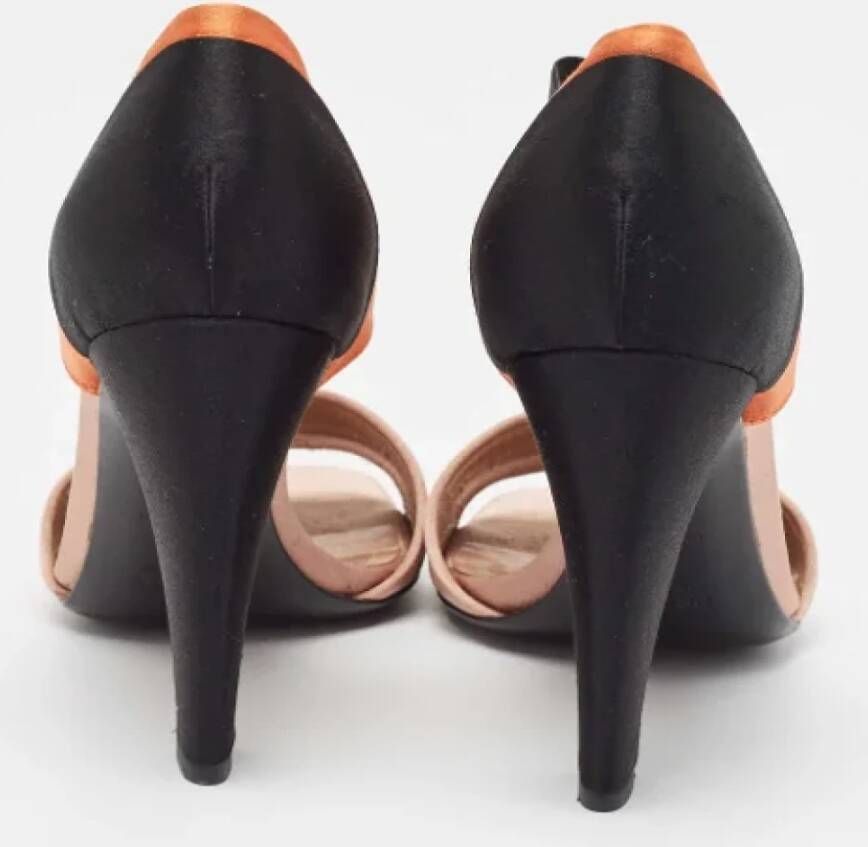 Prada Vintage Pre-owned Satin sandals Orange Dames