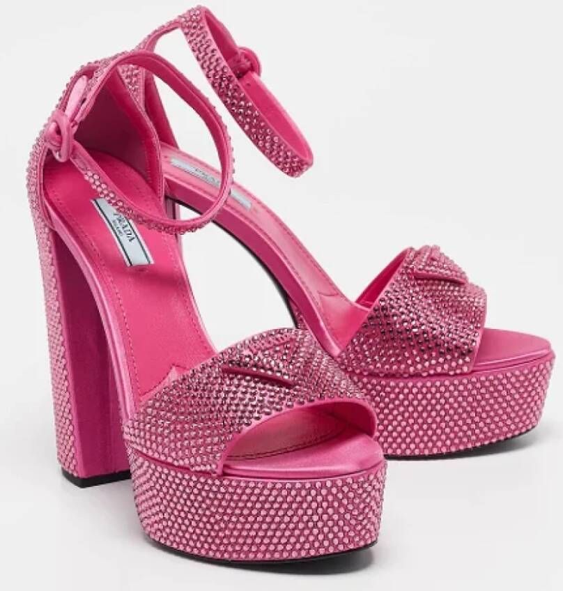 Prada Vintage Pre-owned Satin sandals Pink Dames