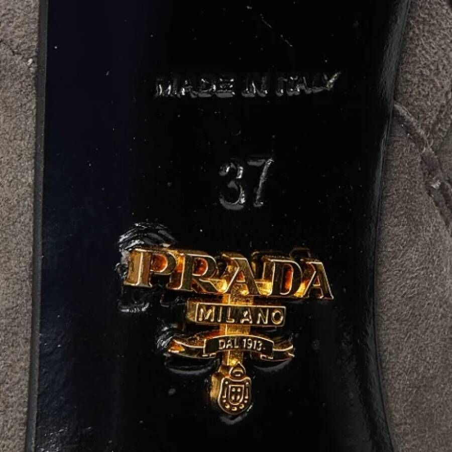 Prada Vintage Pre-owned Suede boots Gray Dames