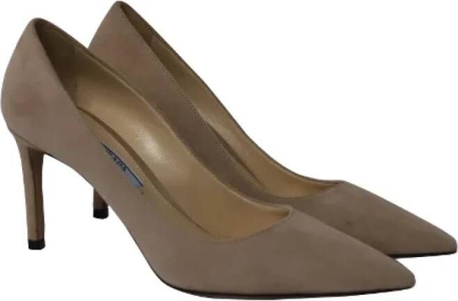 Prada Vintage Pre-owned Suede heels Beige Dames