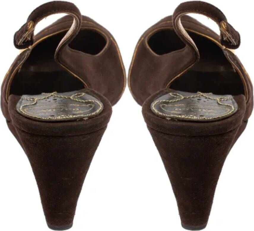 Prada Vintage Pre-owned Suede sandals Brown Dames