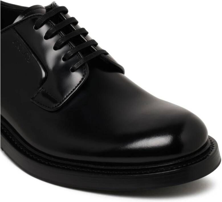 Prada Zwarte Derby Schoenen met Logo Inprenting