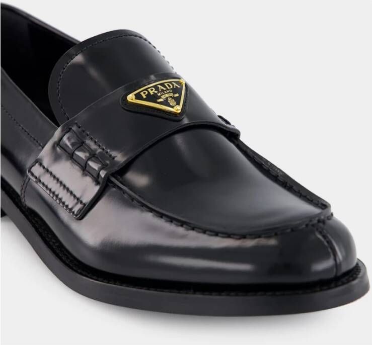 Prada Zwarte leren loafers