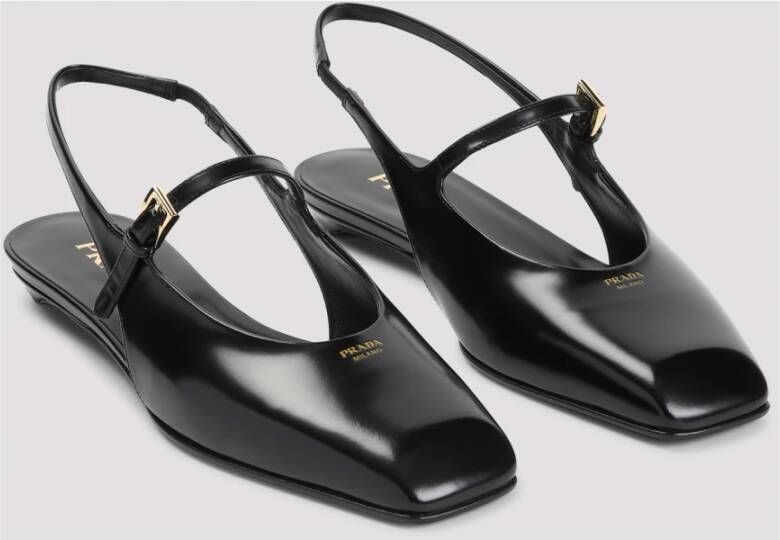 Prada Zwarte leren slippers