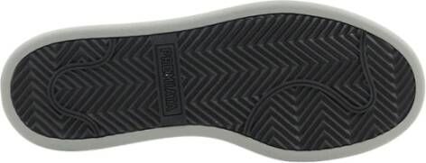 Premiata Ergonomische Sneakers met Vetersluiting