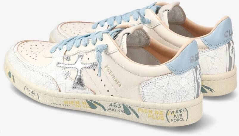 Premiata Gedurfde Leren en Suède Sneakers Beige Dames