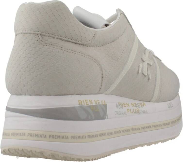 Premiata Sportieve Sneakers voor Actieve Levensstijl Beige Dames