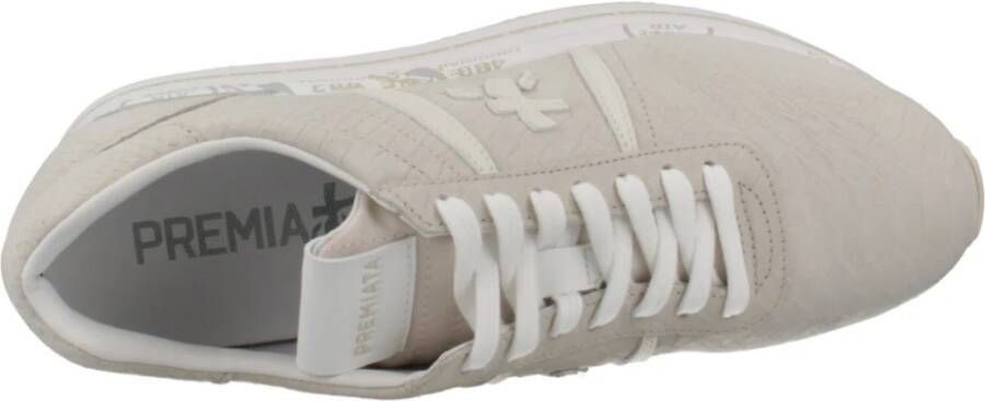 Premiata Sportieve Sneakers voor Actieve Levensstijl Beige Dames