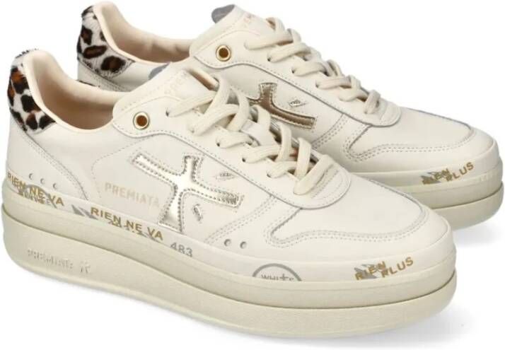 Premiata Stijlvolle Sneakers voor Mannen en Vrouwen Beige Dames