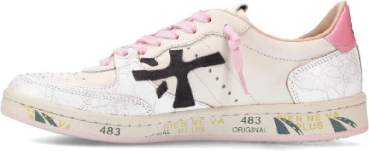 Premiata Witte leren sneakers met roze accenten