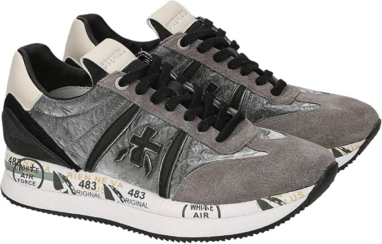 Premiata Stijlvolle Zilveren Sneakers Gray Dames