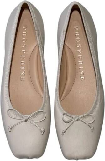 Prosperine Crème platte schoenen Elegante Italiaans ontwerp