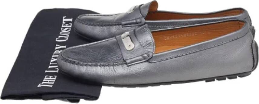Ralph Lauren Pre-owned Leather flats Gray Dames
