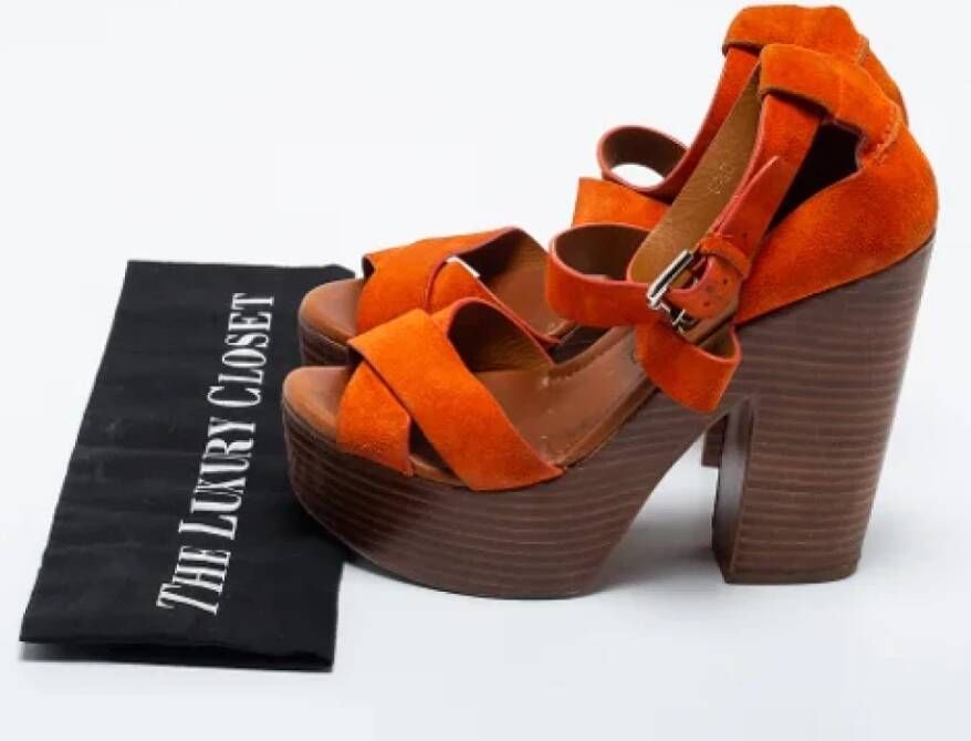 Ralph Lauren Pre-owned Suede sandals Orange Dames