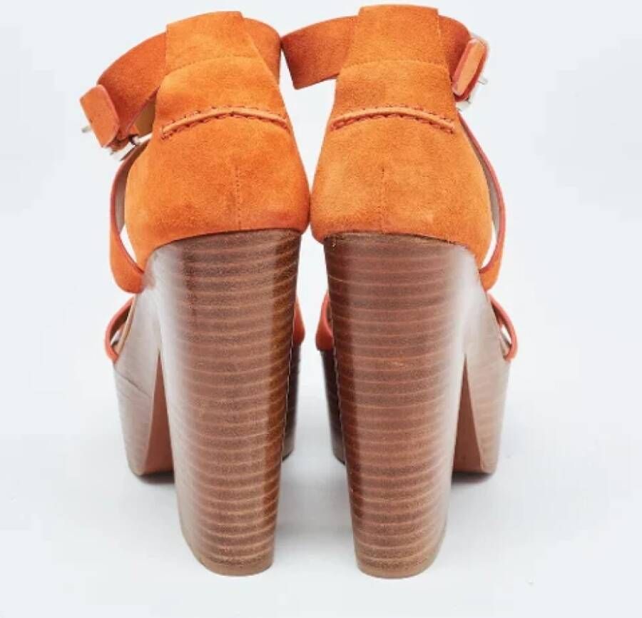 Ralph Lauren Pre-owned Suede sandals Orange Dames