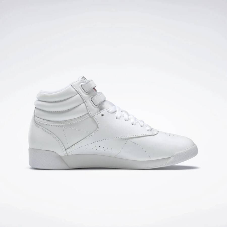 Reebok Hoge Sneakers voor Sportieve Stijl White Dames