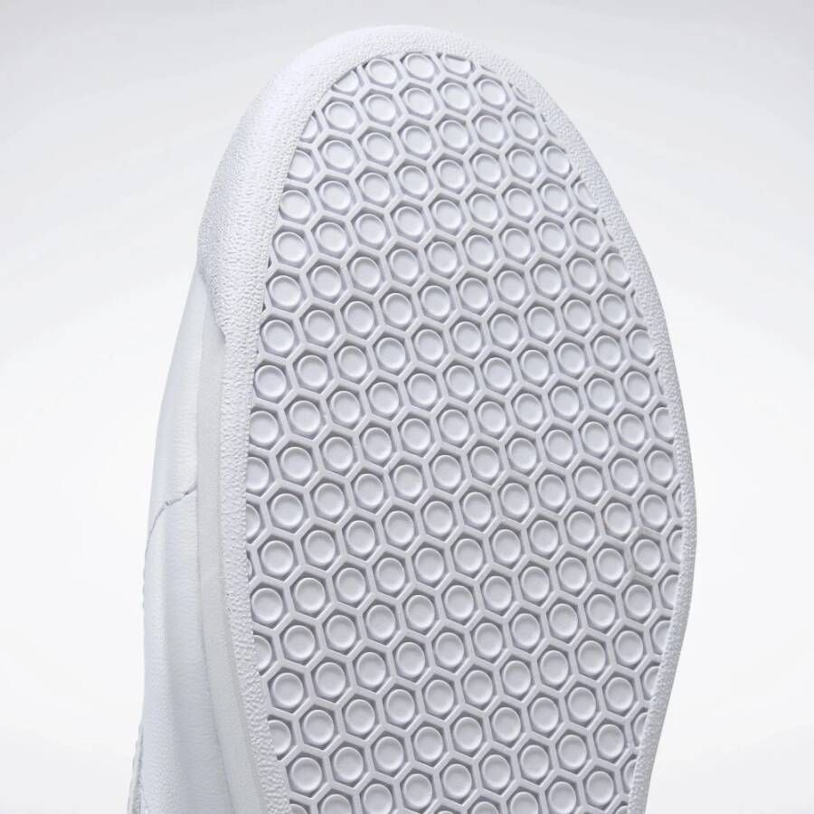 Reebok Hoge Sneakers voor Sportieve Stijl White Dames