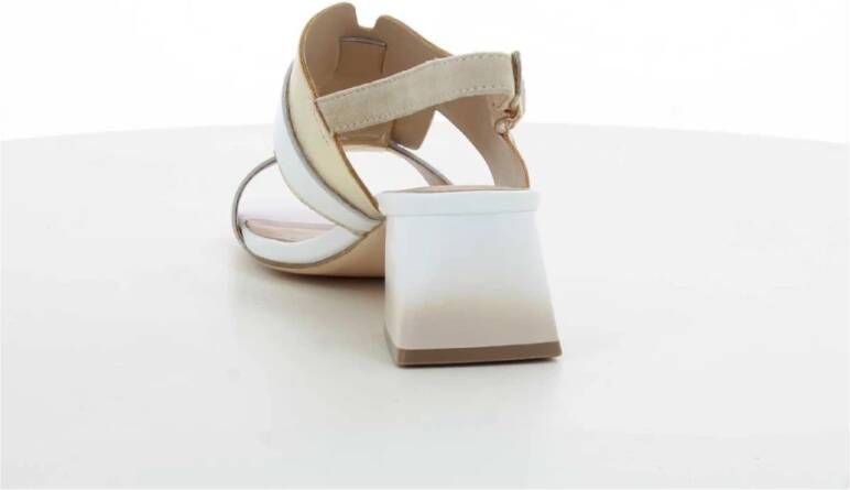 Regarde Le Ciel Gouden Damesschoenen Amalia 02
