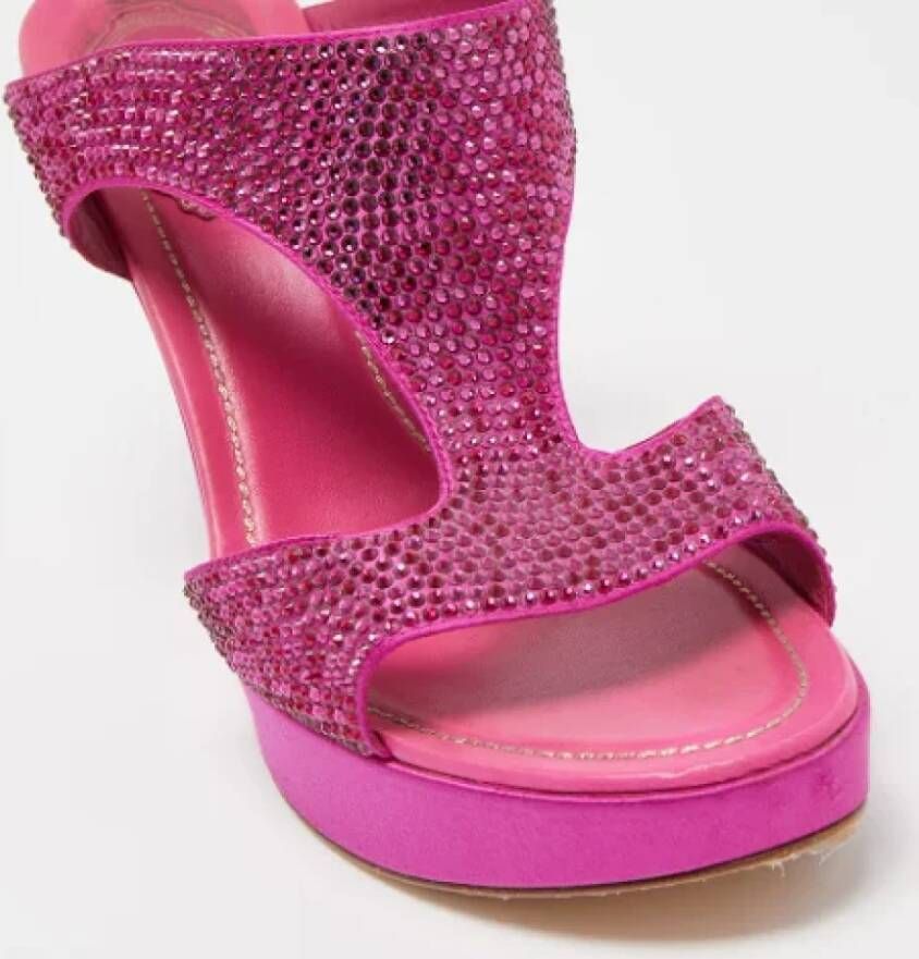 René Caovilla Pre-owned Satin sandals Pink Dames