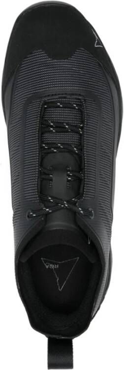 ROA Zwarte Sneakers met Vibram Zool