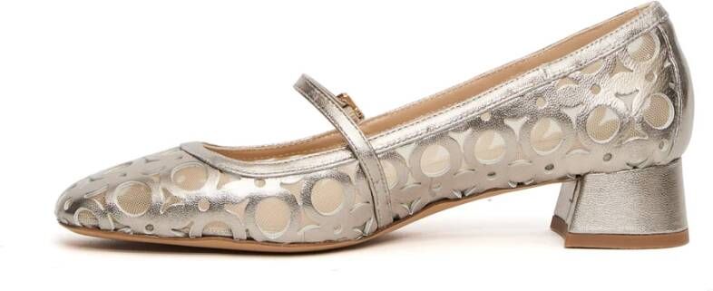 Roberto Festa Ademende leren en stoffen pumps