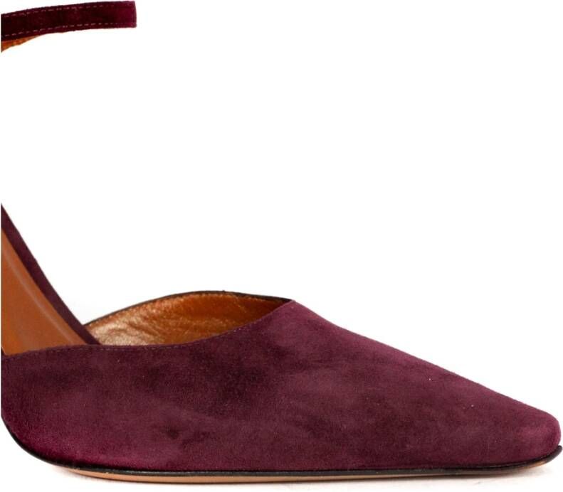 Roberto Festa Bordeaux Suede Pumps met Puntige Neus