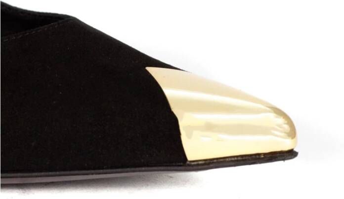 Roberto Festa Zwarte Suède Pumps met Gouden Neuskap