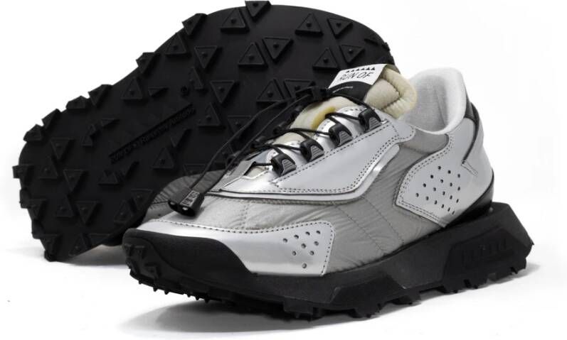 RUN OF Sneaker Revolt Hike Vanity M