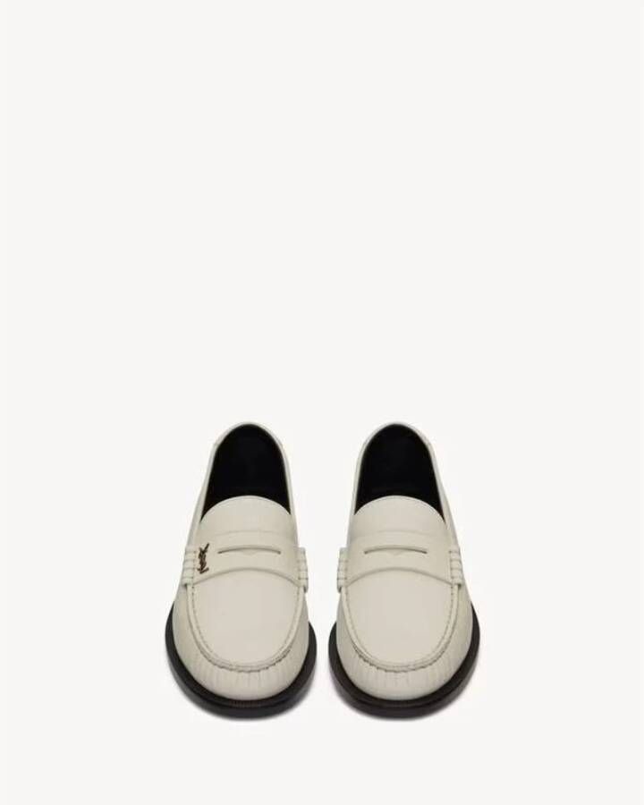 Saint Laurent Klassieke Leren Loafers Beige Heren