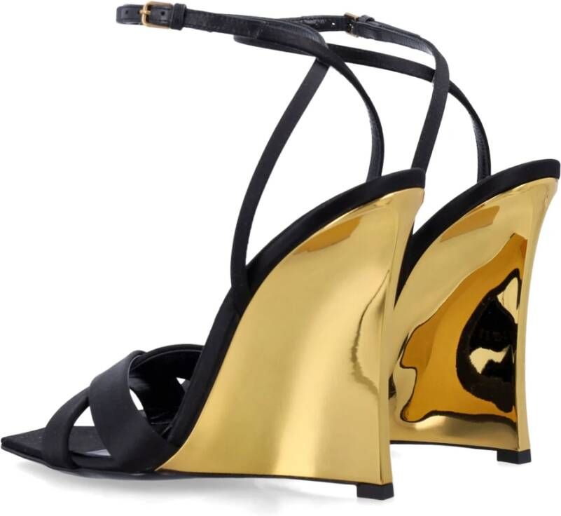 Saint Laurent Sandalen met gesloten teen en sleehak
