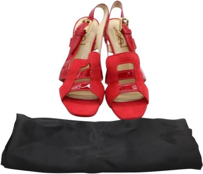 Saint Laurent Vintage Tweedehands CutOut Lakleren Hakken
