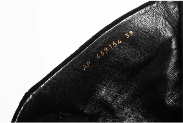 Saint Laurent Vintage Tweedehands fluwelen enkellaarsjes
