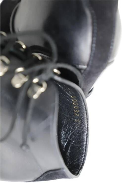 Saint Laurent Vintage Tweedehands LaceUp Wedge Boots Platform