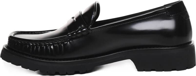Saint Laurent Zwarte Almond Tip Monogram Loafers Black Heren