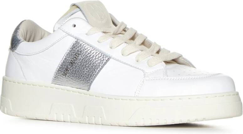 Saint Sneakers Witte Sneakers voor een Stijlvolle Look White Dames
