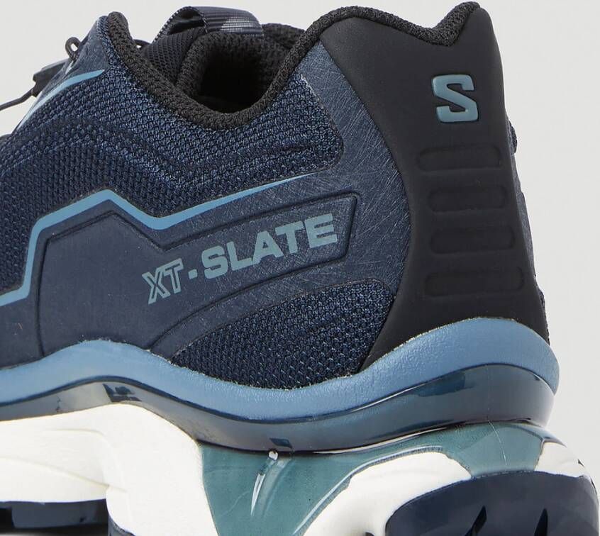 Salomon Geavanceerde Sneakers met Toggle Sluiting Blauw Heren