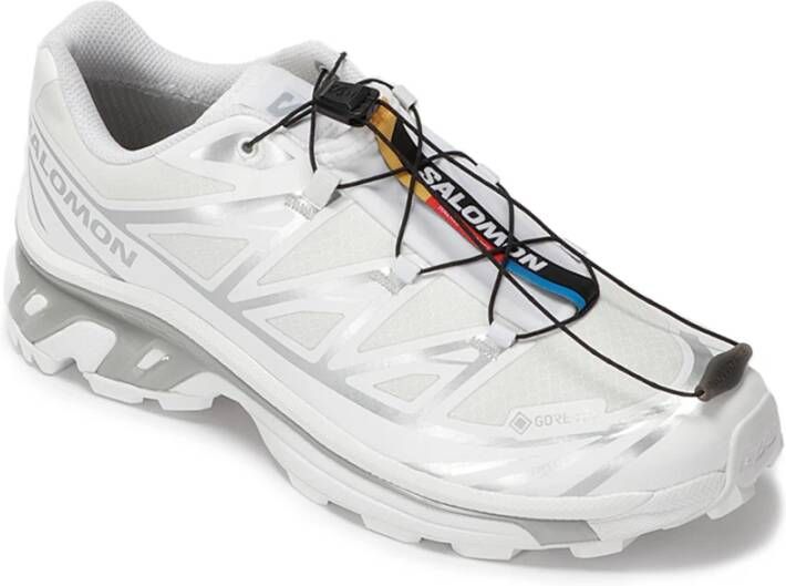 Salomon Witte GTX Sneakers met Zilveren Detail
