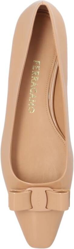 Salvatore Ferragamo Vara patent balletflats Beige Dames