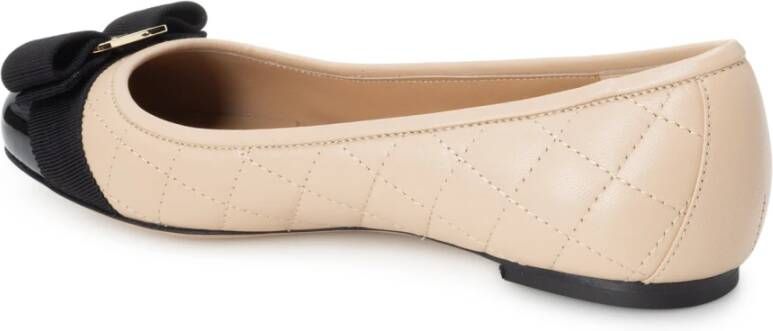 Salvatore Ferragamo Ballerinas Beige Dames