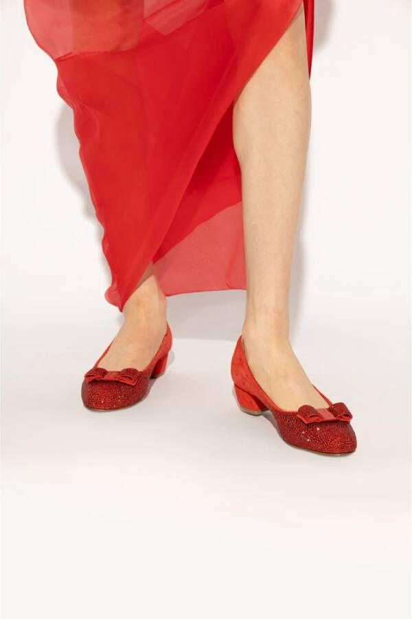 Salvatore Ferragamo Ballerina's met hak Rood Dames