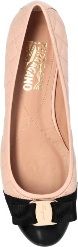 Salvatore Ferragamo Ballerina`s Roze Dames