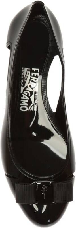 Salvatore Ferragamo Vara rubberen balletflats Zwart Dames