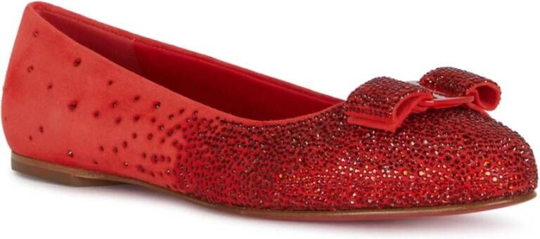 Salvatore Ferragamo Elegante Ballerina Flats voor Vrouwen Red Dames